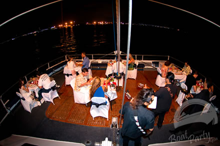 pre-wedding-rehearsal-dinner-cruise